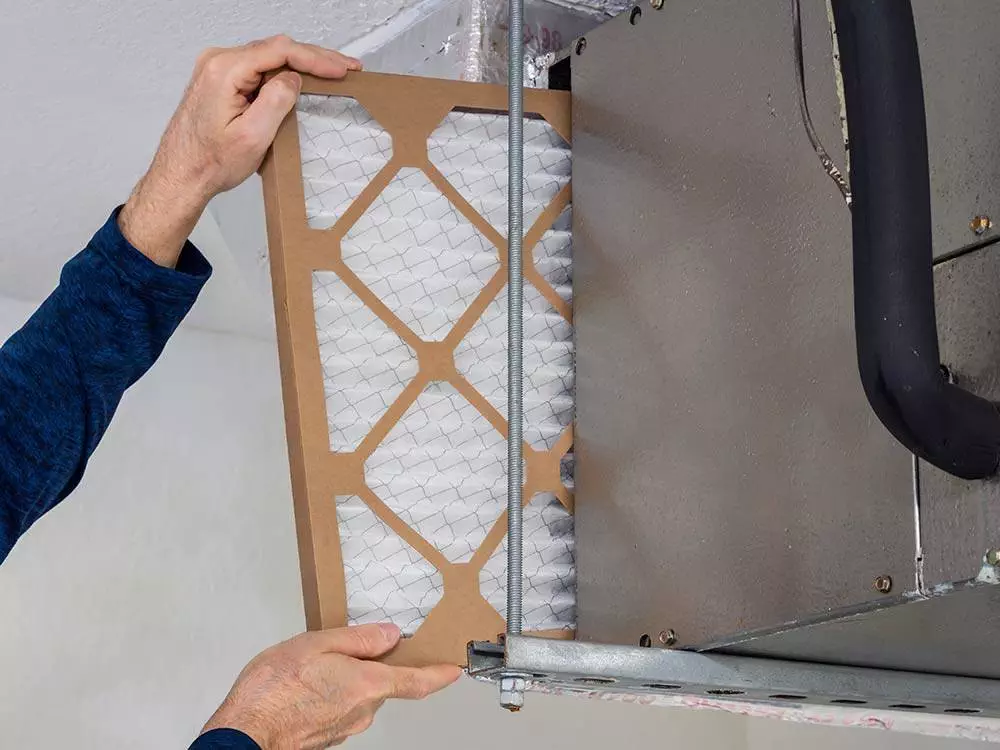 Changing a dirty air filter